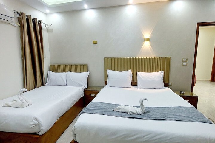 Room 12 of 35