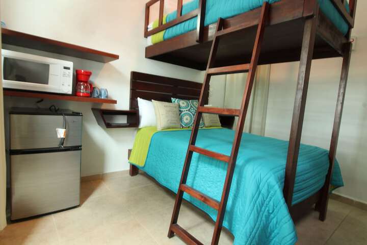 Room 8 of 27