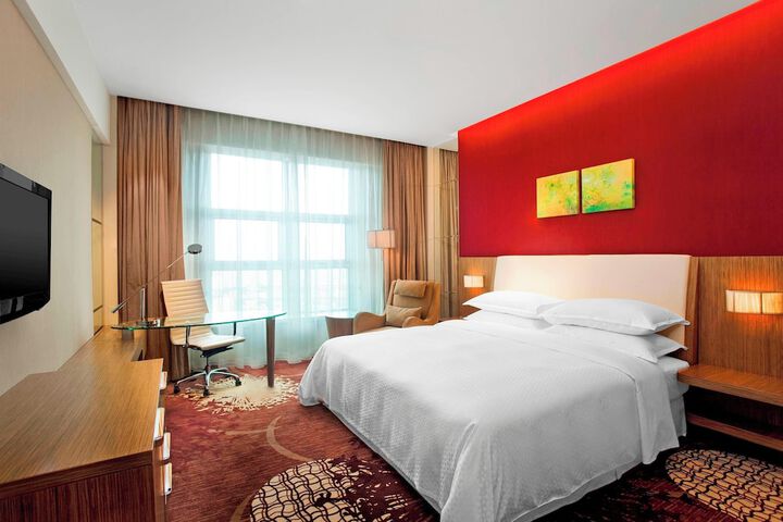Room 15 of 41