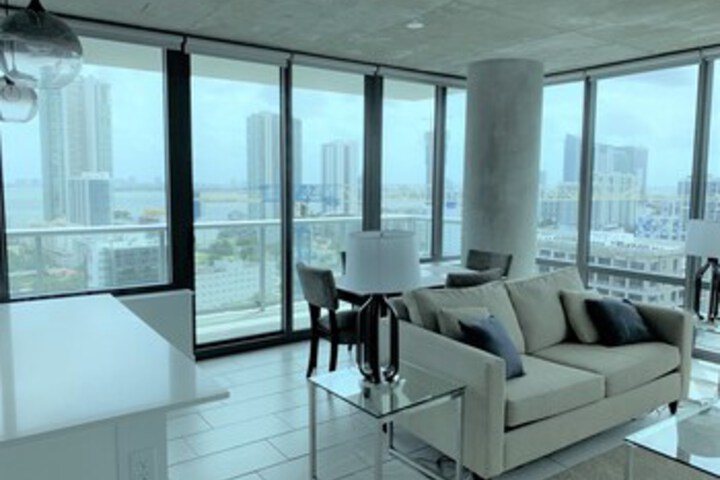 Room 30 of 72