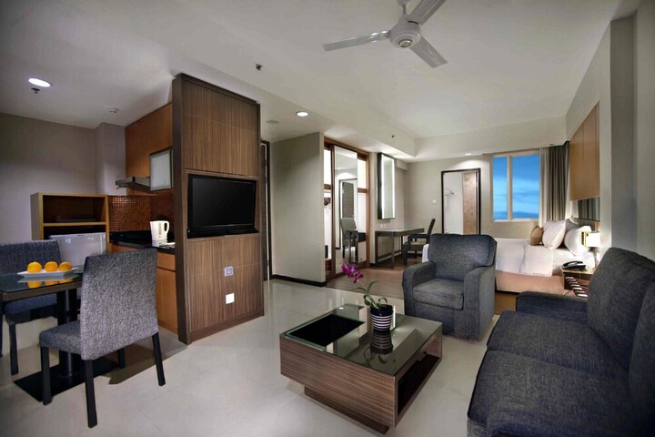 Room 19 of 37