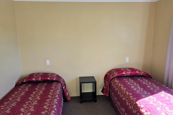 Room 5 of 22
