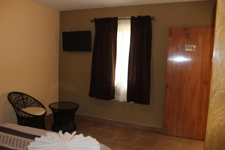 Photo 4