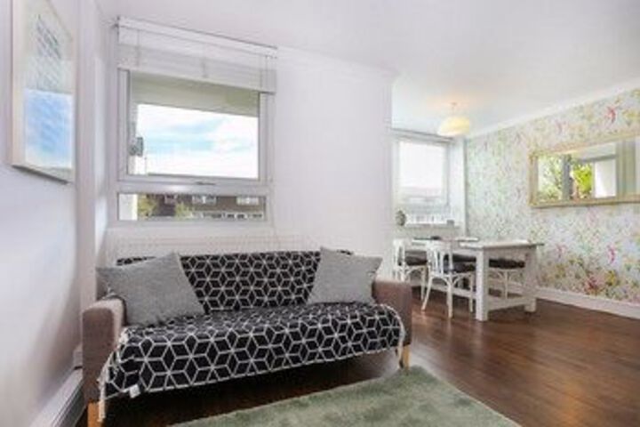 Room 27 of 28
