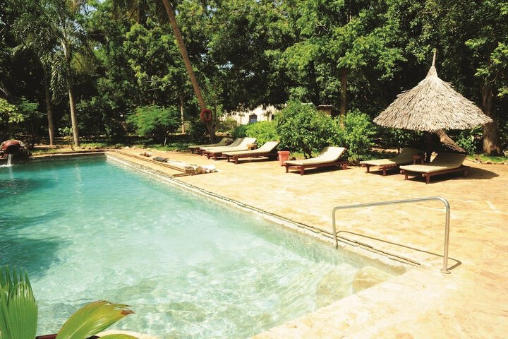 Pool 37 of 174
