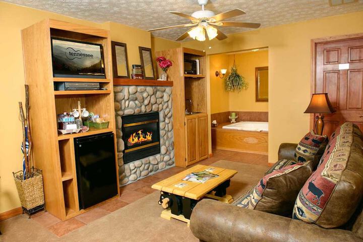Room 15 of 15