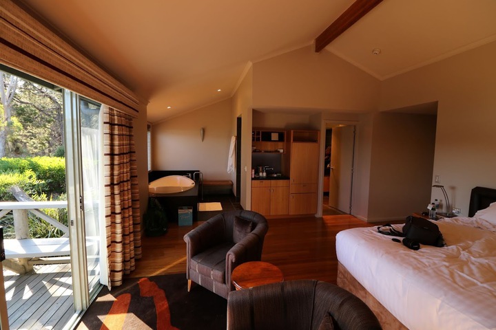 Room 8 of 19