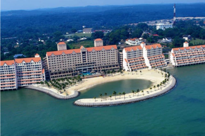 Hotel 67 of 68