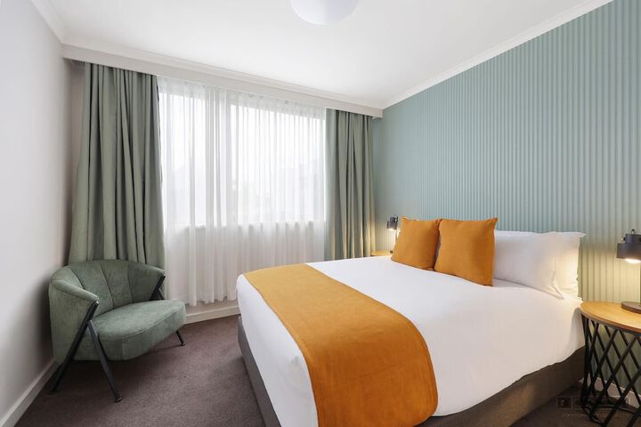 Room 4 of 67
