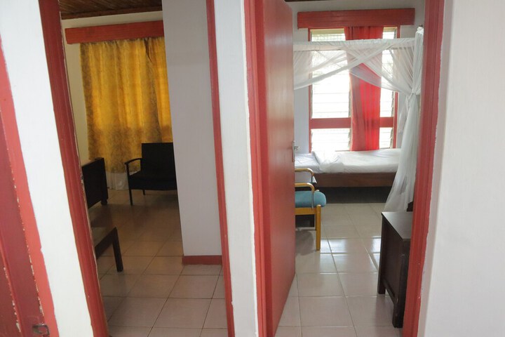 Room 12 of 22