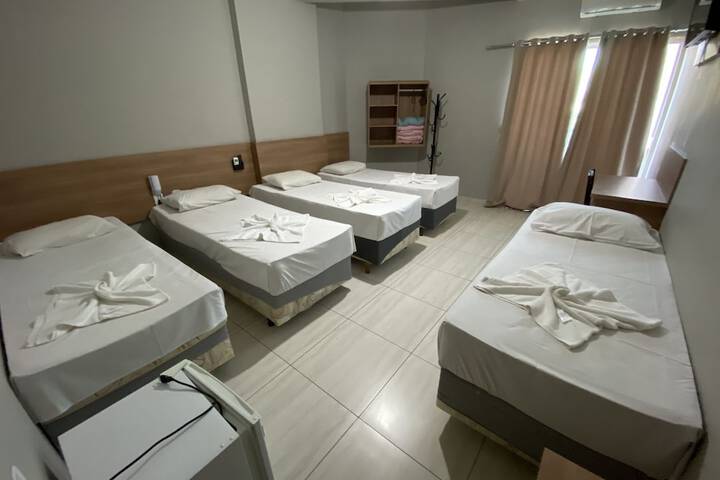 Room 12 of 34