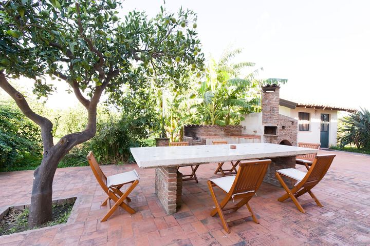Terrace/Patio 28 of 37
