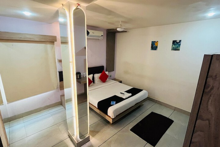 Room 11 of 84