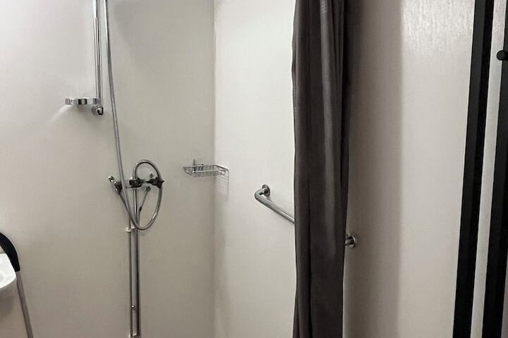 Room 19 of 92