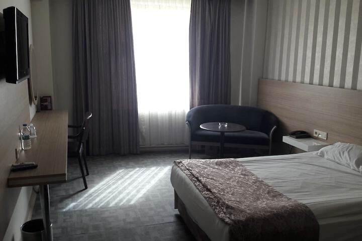 Room 15 of 101