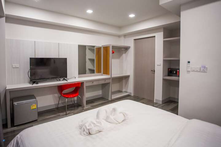 Room 16 of 92