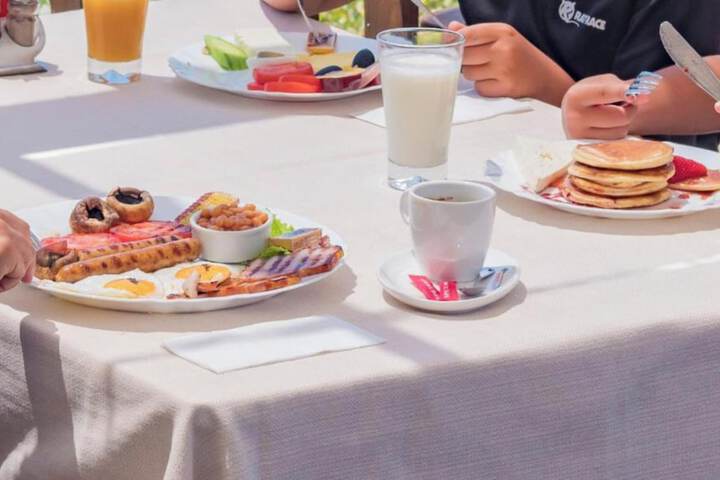 Dining 93 of 137