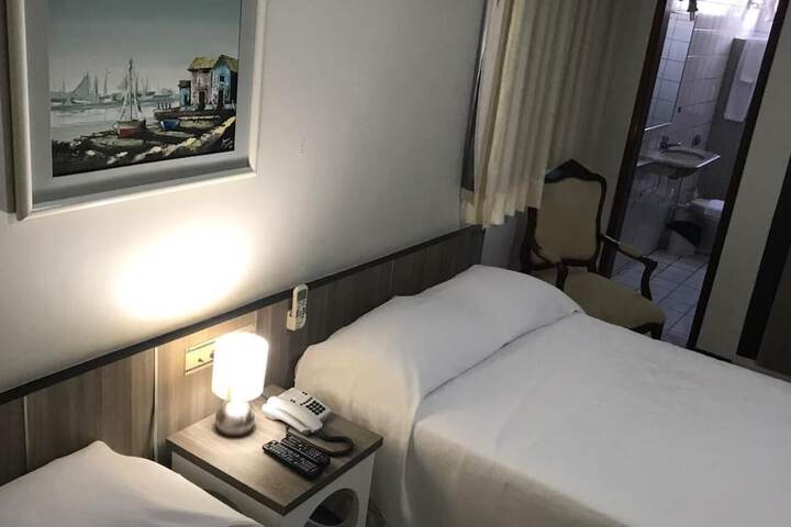 Room 29 of 64