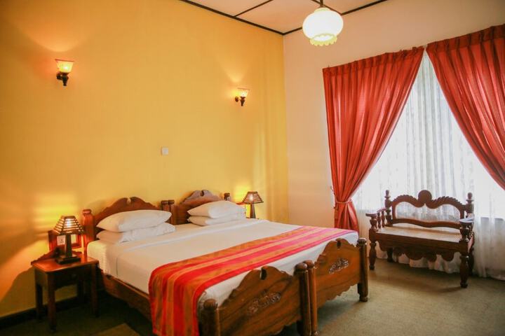 Room 10 of 39