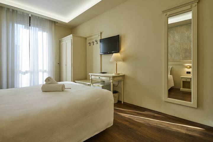 Room 9 of 59