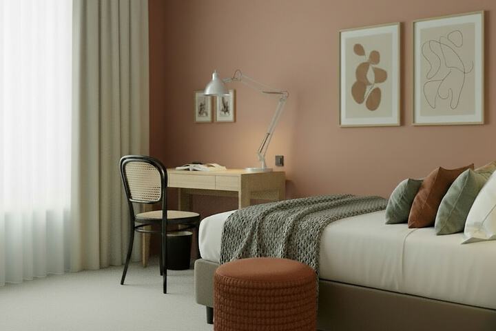 Room 2 of 18