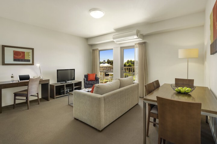 Room 15 of 30
