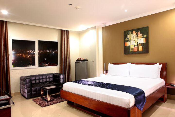 Room 7 of 40