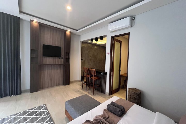 Room 30 of 86