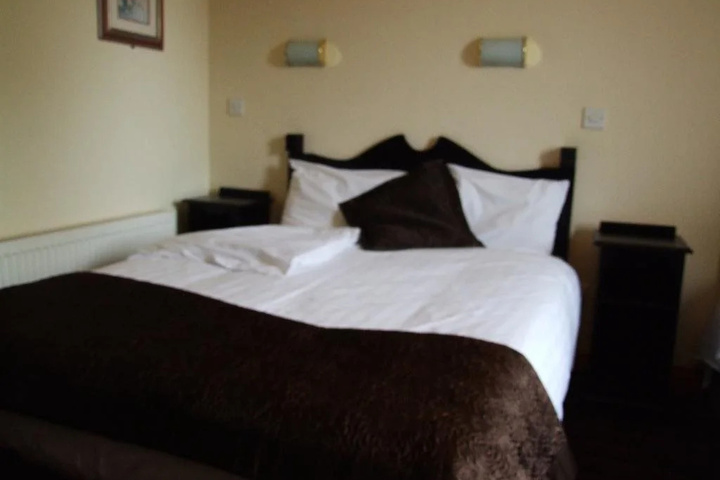Room 3 of 14