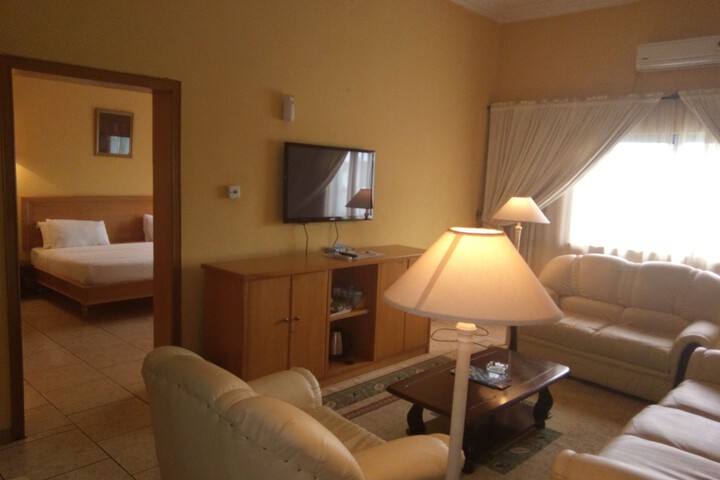 Room 11 of 35