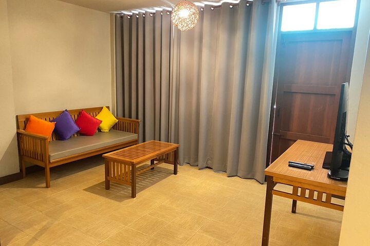 Room 27 of 63