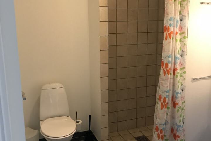 Room 25 of 96