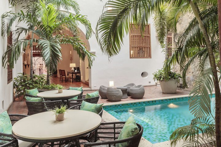 Hotel with Pool