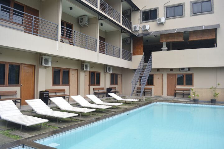 Sundeck