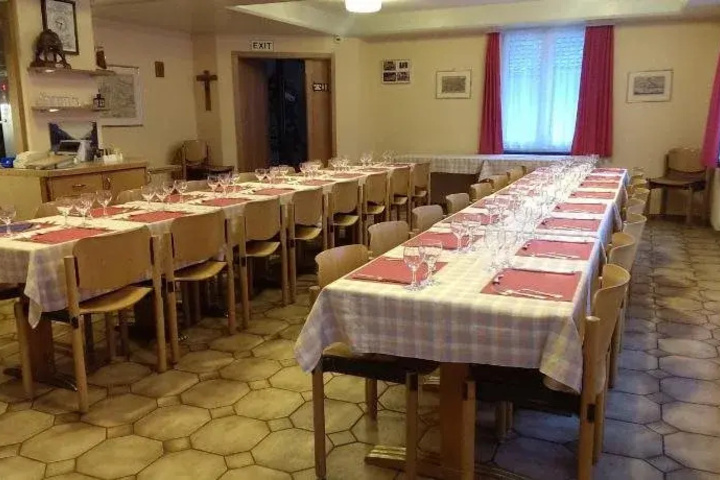 Dining 20 of 20