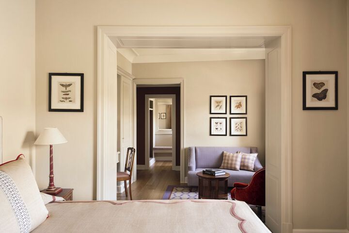 Room 49 of 135
