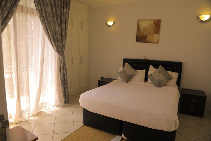 Room 13 of 98
