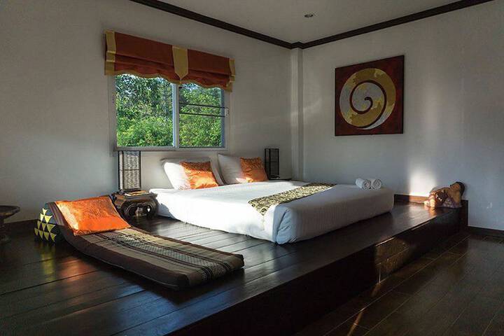 Room 6 of 29