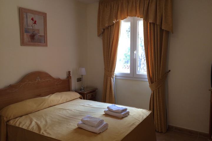 Room 4 of 50