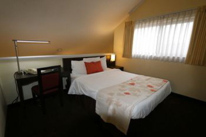 Room 49 of 107