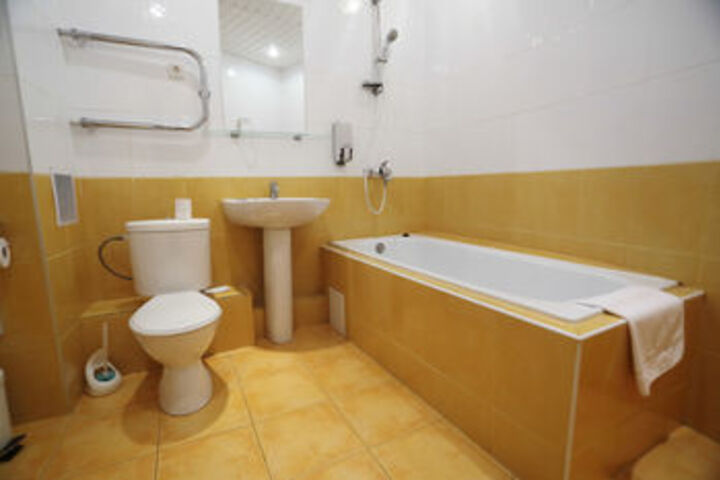 Room 4 of 52