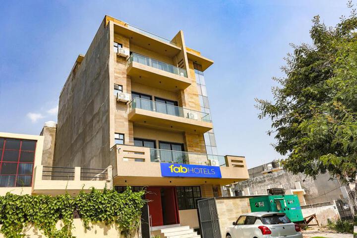 FabHotel Clarks Suites