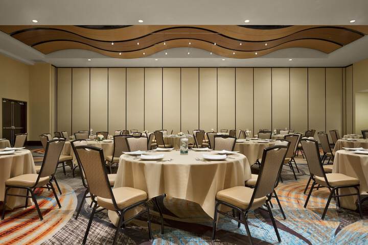 Banquet hall