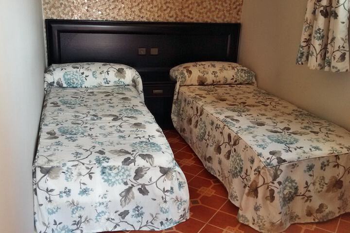 Room 4 of 21
