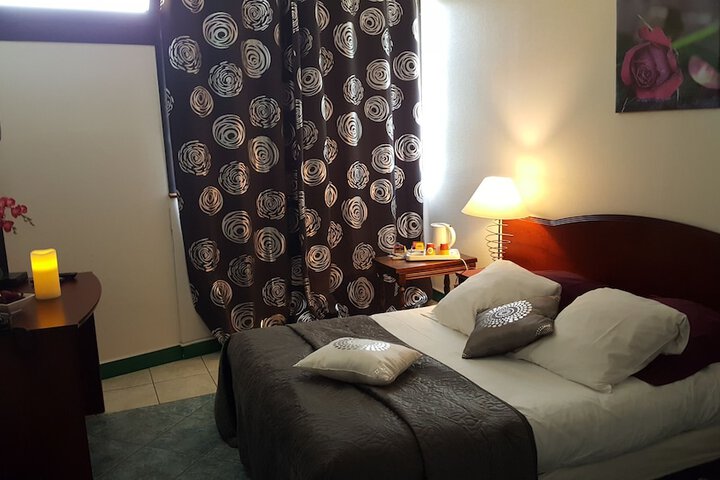 Room 4 of 23