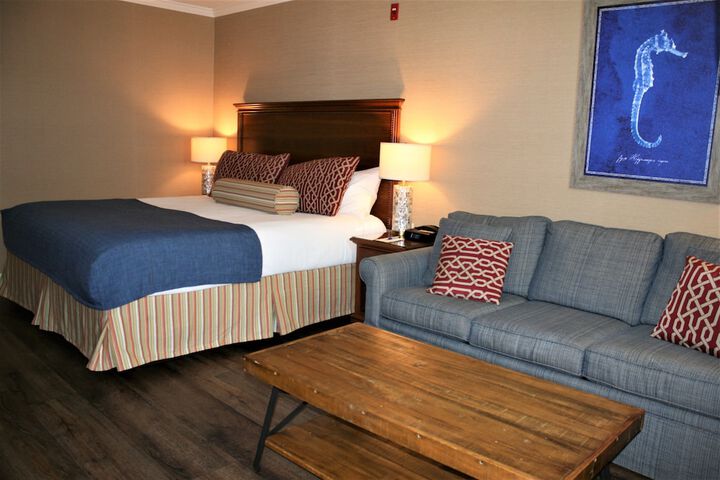 Room 25 of 169