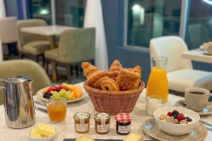 Breakfast meal