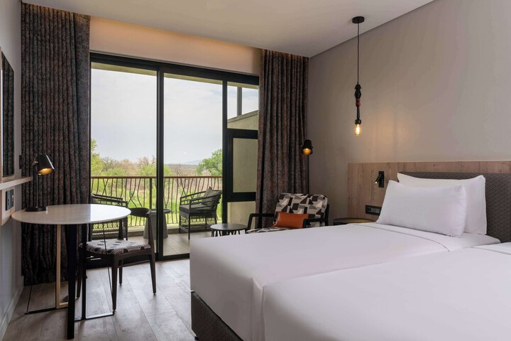 Room 20 of 173