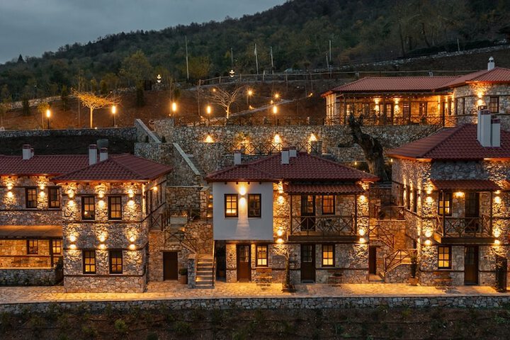 Unedo All Seasons Hotel