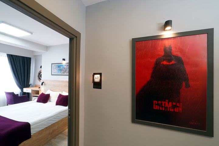 Room 19 of 39